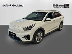 Vit Begagnad 2022 Kia e-Niro Advance SUV | 299 900 kr (Lite dyr)