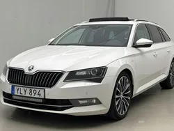 Vit Begagnad 2017 Skoda Superb LAURIN & KLEMENT Sedan | 140 000 kr (Marknadspris)