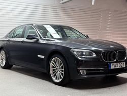 Mörkgrå Begagnad 2015 BMW 740 Comfort Edition Sedan | 239 000 kr