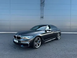 Grå Begagnad 2020 BMW M550 Sedan | 649 000 kr (Marknadspris)