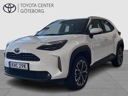 Vit Begagnad 2022 Toyota Yaris Cross Edition SUV | 284 900 kr (Marknadspris)