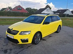 Gul Begagnad 2015 Skoda Octavia RS Kombi | 105 000 kr (Marknadspris)