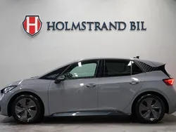 Ljusgrå (grå) Begagnad 2022 Cupra Born Halvkombi | 249 900 kr (Marknadspris)