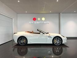 Vit Begagnad 2013 Ferrari California Cab | 1 375 000 kr