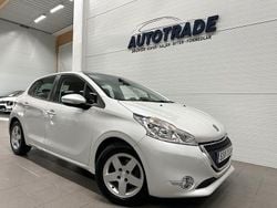 Vit Begagnad 2014 Peugeot 208 Halvkombi | 79 900 kr (Lite dyr)