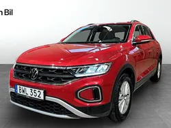 Röd (kings red metallic) Begagnad 2022 VW T-Roc Pro SUV | 264 900 kr (Marknadspris)