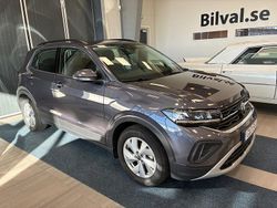 Grå Begagnad 2024 VW T-Cross Life SUV | 210 000 kr (Marknadspris)