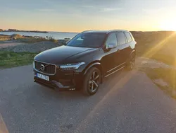 Svart Begagnad 2018 Volvo XC90 SUV | 339 000 kr (Bra pris)