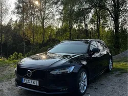 Svart Begagnad 2019 Volvo V90 Kombi | 170 000 kr (Marknadspris)