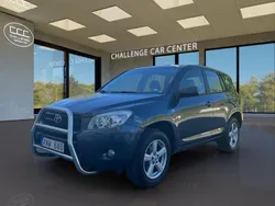 Mörkgrå Begagnad 2005 Toyota RAV4 SUV | 79 000 kr (Lite dyr)