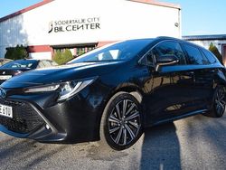 Svart Begagnad 2022 Toyota Corolla Style Kombi | 259 900 kr (Marknadspris)