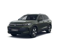 Grön Ny 2025 VW Tiguan Life SUV | 557 800 kr (Marknadspris)