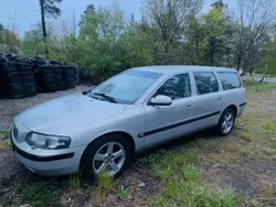 Grå Begagnad 2001 Volvo V70 Business Edition Kombi | 17 000 kr (Lite dyr)