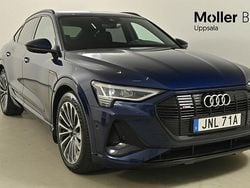 Navarrablå metallic Begagnad 2021 Audi e-tron Sportback S-Line SUV | 449 900 kr (Marknadspris)
