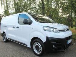 Vit Begagnad 2022 Citroën Jumpy Minibuss | 249 000 kr (Lite dyr)