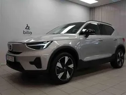 Silver Begagnad 2025 Volvo EX40 Single Motor Extended Range SUV | 459 900 kr