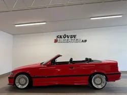 Röd Begagnad 1996 BMW M3 Cabriolet Cab | 329 500 kr