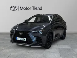 Grå Begagnad 2024 Lexus NX450h+ Sport Line SUV | 649 000 kr (Marknadspris)