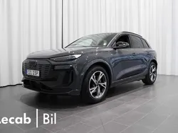 Grå (magnetgrå) Ny 2025 Audi Q6 e-tron Design SUV | 987 200 kr (Marknadspris)