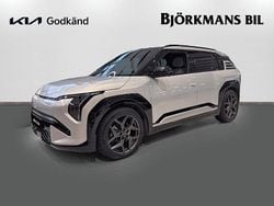 Grå Begagnad 2024 Kia EV3 GT-Line SUV | 509 000 kr (Marknadspris)