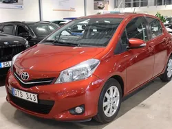 Röd Begagnad 2012 Toyota Yaris Active Halvkombi | 84 900 kr (Lite dyr)