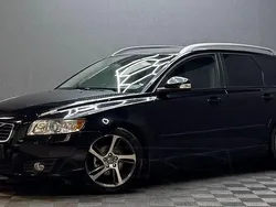 Svart Begagnad 2012 Volvo V50 R-Design Kombi | 79 900 kr (Lite dyr)