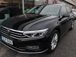 Svart Begagnad 2023 VW Passat Kombi | 309 900 kr (Marknadspris)