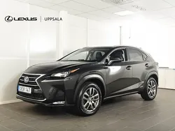 Svart Begagnad 2016 Lexus NX300h SUV | 218 900 kr (Marknadspris)