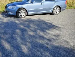 Grå Begagnad 2012 Skoda Octavia Elegance Kombi | 69 000 kr (Marknadspris)