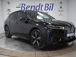 Svart Begagnad 2022 BMW iX Sport Line SUV | 454 900 kr (Lite dyr)