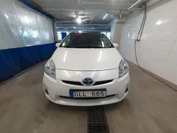 Vit Begagnad 2010 Toyota Prius Halvkombi | 84 900 kr (Marknadspris)