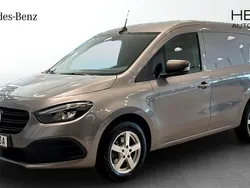 Grå (grey) Begagnad 2024 Mercedes Citan 110 Van | 287 375 kr (Marknadspris)