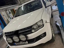Vit Begagnad 2011 VW Amarok Highline Pickup | 70 000 kr (Superpris)