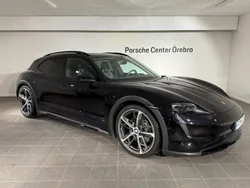 Svart Begagnad 2021 Porsche Taycan Cross Turismo Sedan | 730 000 kr (Lite dyr)