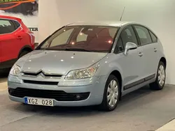 Silver Begagnad 2005 Citroën C4 Halvkombi | 49 900 kr