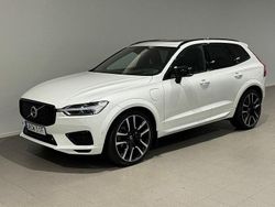Vit Begagnad 2020 Volvo XC60 R-Design SUV | 389 500 kr (Marknadspris)