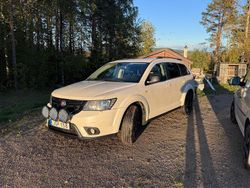 Vit Begagnad 2014 Fiat Freemont Black Code SUV | 85 000 kr (Marknadspris)
