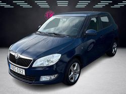 Blå Begagnad 2013 Skoda Fabia Ambiente Halvkombi | 44 900 kr (Marknadspris)