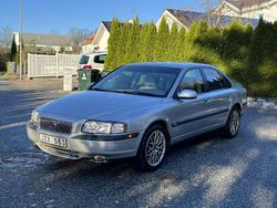 Ljusgrå Begagnad 1999 Volvo S80 Sedan | 44 900 kr