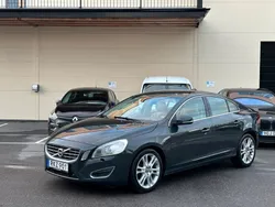 Mörkgrå Begagnad 2011 Volvo S60 Summum Sedan | 79 400 kr