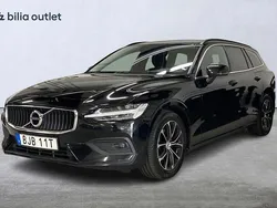 Svart Begagnad 2021 Volvo V60 Kombi | 229 900 kr (Marknadspris)