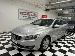 Silver Begagnad 2015 Volvo V60 Momentum Kombi | 105 000 kr (Bra pris)
