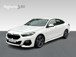 Vit Begagnad 2021 BMW 218 M Sport Sportkupé | 279 900 kr (Marknadspris)