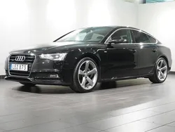 Svart Begagnad 2015 Audi A5 Sport Sportkupé | 179 800 kr