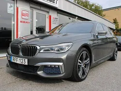 Grå Begagnad 2016 BMW 740 Executive Sedan | 419 900 kr