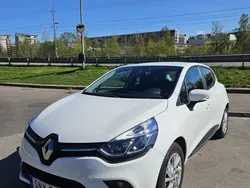 Vit Begagnad 2019 Renault Clio IV Zen Halvkombi | 99 900 kr (Marknadspris)