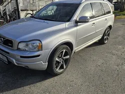 Grå Begagnad 2012 Volvo XC90 R-Design SUV | 127 000 kr (Marknadspris)