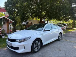 Vit Begagnad 2017 Kia Optima Hybrid 2 Sedan | 139 900 kr (Marknadspris)