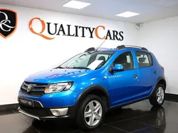 Ljusblå (blå) Begagnad 2014 Dacia Sandero Stepway Halvkombi | 69 000 kr (Marknadspris)