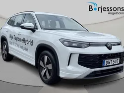 Vit Ny 2025 VW Tayron Life SUV | 499 900 kr (Superpris)